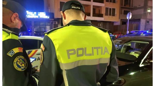 Elevul de 17 ani care a transmis mesajele despre un viitor "măcel" a sărit să bată polițiștii în timpul audierilor 
