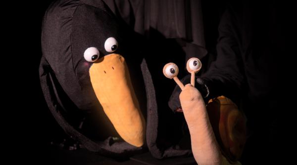 Țup – imposibil e doar un cuvânt. Spectacol de teatru pentru copiii românilor din Praga și Berlin