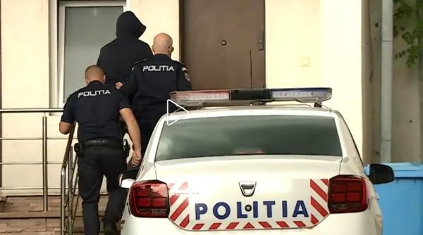 Un bărbat și-a ucis soția recent întoarsă din străinătate. O bănuia că are o nouă relație peste hotare