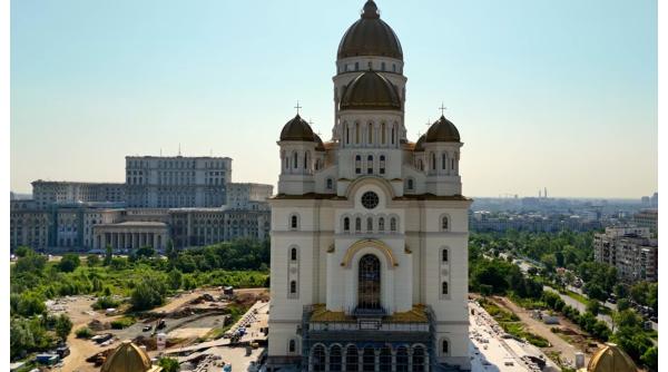 Peste 100 000 de oameni, așteptați la sfințirea Catedralei Neamului 