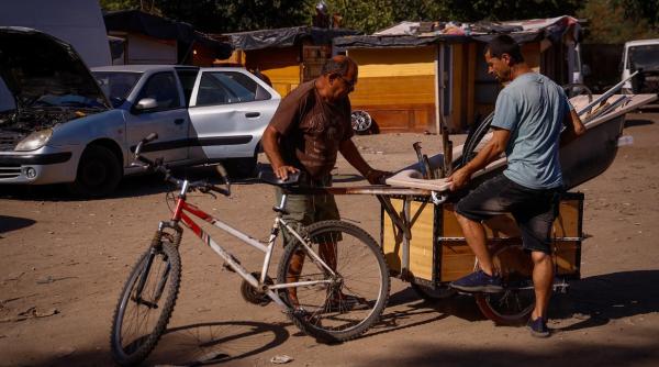 Spania. Autoritățile din Cordoba demolează cele 17 tabere improvizate în care trăiesc romi din România