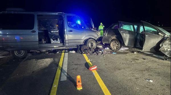 Accident grav pe autostradă în Ungaria: microbuz românesc implicat într-o coliziune cu zece victime, dintre care doi copii în stare critică