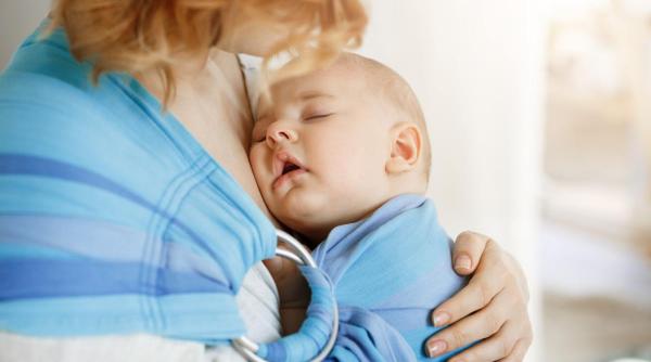 Studiu: copiii moștenesc inteligența de la mama