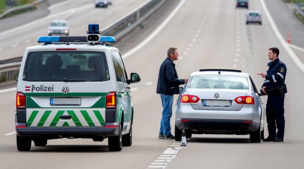 Unui român i-a fost confiscată mașina în Austria pentru că a mers prea tare pe autostradă. Cu ce viteză l-au prins polițiștii 