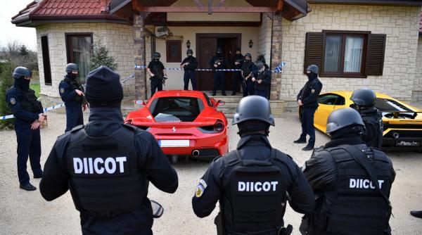 Mascații au intrat peste un clan din Iași care ducea femei în străinătate de 20 de ani 