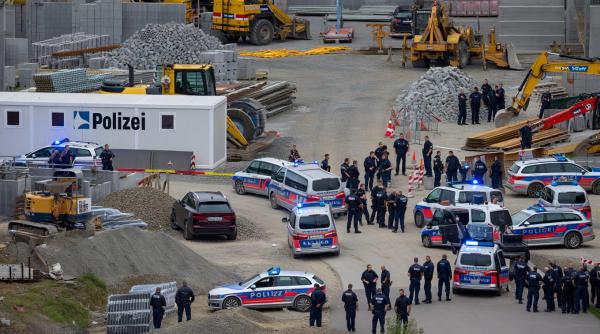 Mai mulți români, prinși fără permis de muncă pe șantier în Elveția. S-a lăsat cu arestări 