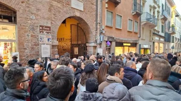 Un oraș din Italia îi taxează pe îndrăgostiți. Costă 12 euro să vizitezi unul dintre cel mai romantice locuri din lume