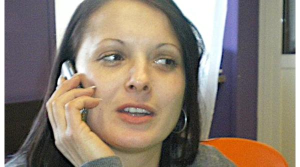 Româncă, moartă fulgerător în Italia. Adriana avea două fetițe 