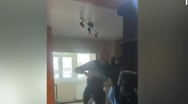 Fanii olandezi au făcut prăpăd după meciul cu FCSB. Au devastat un apartament din București