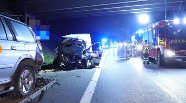 Minibus românesc, implicat într-un accident mortal pe autostradă în Germania