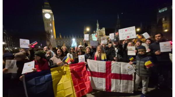 Românii din Londra au ieșit în stradă: "Ceva e grav bolnav în sistem"