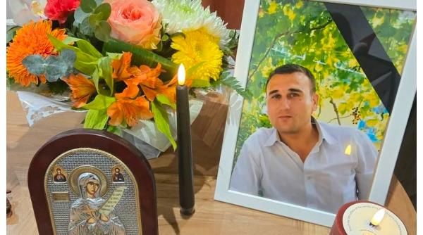 Inginer român, mort în Franța. Titi abia o primise pe mama venită din România