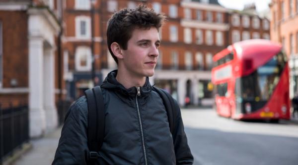 Semnal de alarmă. BBC: Tinerii părăsesc Marea Britanie și nu se mai uită înapoi