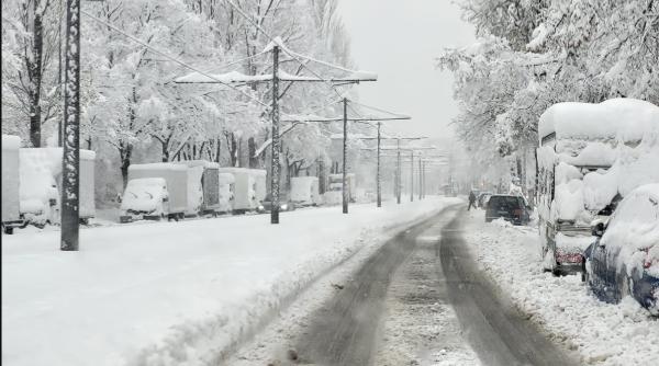 Ninge în Italia. Zonele vizate de îngheț și vânturi de până la 100 km/h