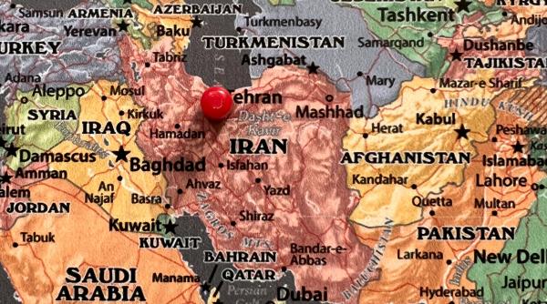 Franța a scos din Iran tot personalul diplomatic neesențial