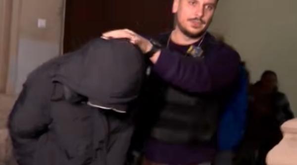 Unul din criminalii lui Mario, băiatul de 13 ani, este liber și poate reveni la școală. Părinții se tem