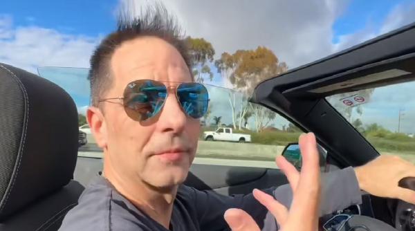 Dan Negru, jefuit la Paris. A fost apoi sunat de hoții români