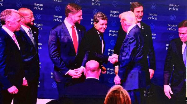 Donald Trump a transmis un mesaj românilor după ce i-a greșit funcția lui Nicușor Dan 