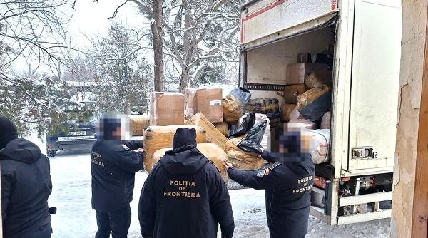 Șofer de TIR, abia intrat în România, prins cu produse "fake" de 1.5 milioane euro 