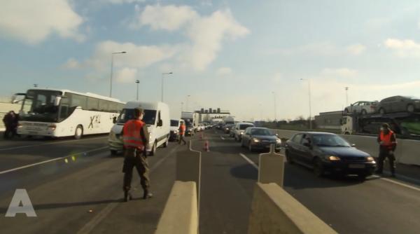 Autocar cu elevi români, confiscat în Austria. Avea 14 defecțiuni extrem de grave 