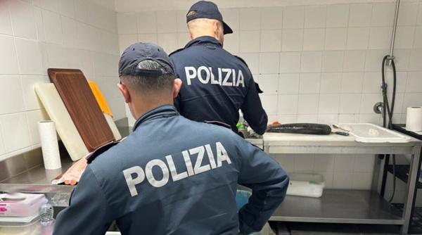 Poliția italiană a dat buzna într-un restaurant: ospătarii nu aveau contracte de muncă, autorizația expirase de 7 ani 