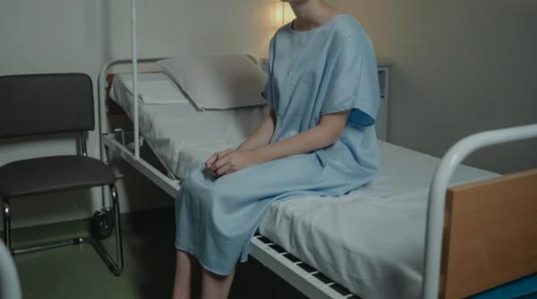 O femeie bolnavă de cancer a murit după ce un spital i-a citit greșit analizele timp de cinci ani 