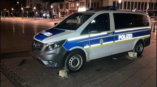 Un patron german a văzut live pe camere cum hoții români îi sparg depozitul 