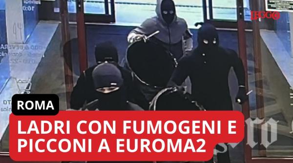 Noi detalii despre jaful din centrul comercial de la Roma. Hoții au golit vitrinele în 80 de secunde și au fugit printre fumigene 
