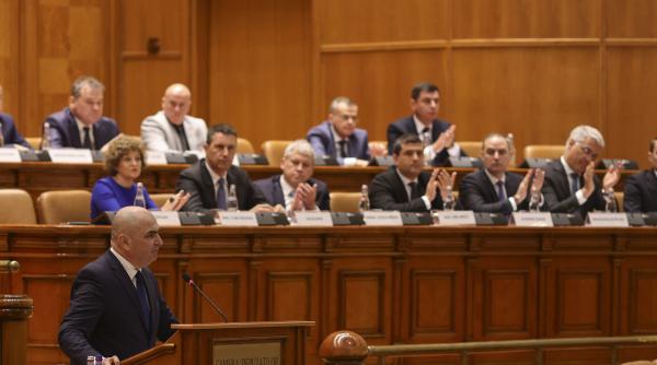 Moțiunea de cenzură a fost adoptată. Guvernul Bolojan, demis după nici un an 