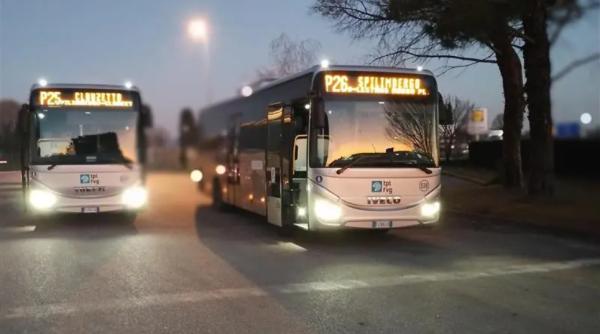 Trei români furau piese din autobuzele de transport public din Italia. Paguba totală: 330.000 euro