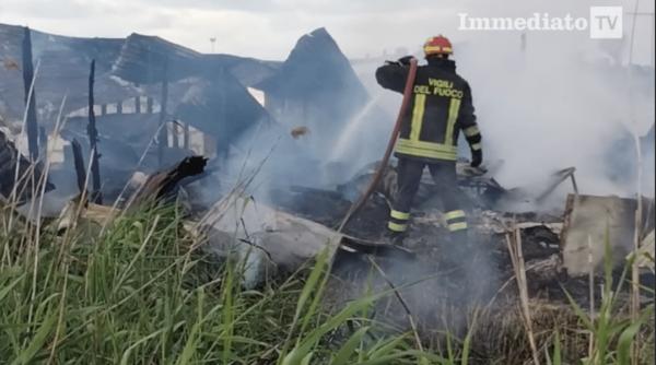 Sfârșit tragic pentru un muncitor român din Italia: A murit ars de viu în rulota în care dormea