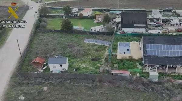 Un arhitect a păcălit zeci de români din Spania că le rezolvă problema caselor fără autorizație. Peste 50.000 de euro încasați degeaba