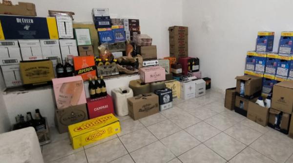Polițiștii italieni au confiscat toate produsele din garajul unui șofer român din Cesena și le-au donat nevoiașilor