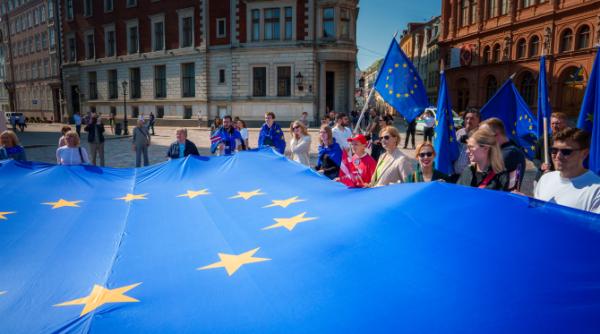 Încă 12500 de pensionari de lux în Europa. România nu se opune