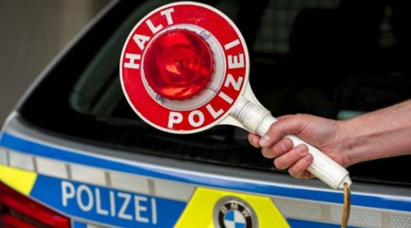 Control pe autostradă în Germania. Un român a rămas fără 20.000 de franci elvețieni pe care îi ținea în torpedou