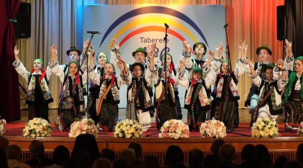Video. Cum a fost la lansarea programului "Tabere ARC " ediția 2026. Entuziam printre tinerii români din diaspora 