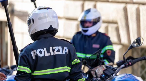 Un român din Italia coordona rețeaua de hoți din arest la domiciliu. Când a venit poliția, a sărit la bătaie