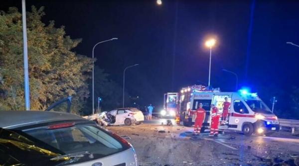 Accident cumplit în Italia. Un român de 21 de ani e acuzat că a intrat pe contrasens și a omorât doi oameni