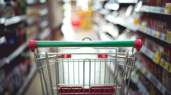 Ce supermarketuri sunt deschise în Italia pe 15 august. Lista lanțurilor unde românii își pot face cumpărăturile