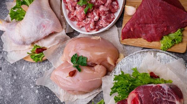 Studiu: proteinele în exces aduc riscuri metabolice