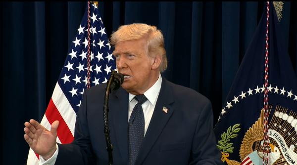 Preşedintele american vrea să redenumească Strâmtoarea Ormuz. Vrea să se cheme Strâmtoarea Trump