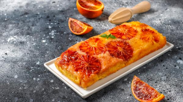 Portokalopita - un desert perfect pentru ultimul weekend de vacanță
