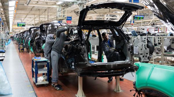 Volkswagen accelerează concedierile. Încă 50.000 de oameni vor fi disponibilizați