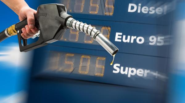 Italia introduce un plafon pentru prețul benzinei și motorinei. Au fost anunțate deja scăderi de prețuri 