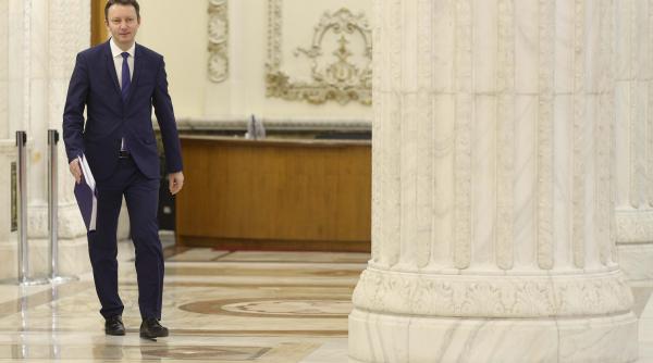 Parlamentul votează astăzi programul de guvernare şi lista miniștrilor din Guvernul Siegfried Mureşan