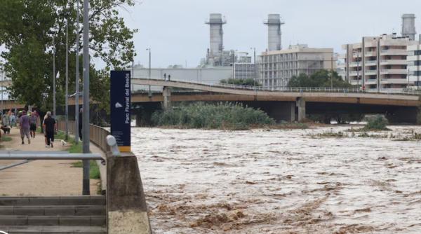 Avertizarea de furtuni puternice rămâne în vigoare în toată Catalonia. Doi morți și o persoană dispărută