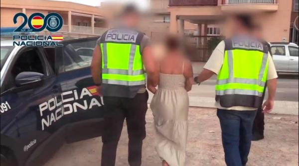 Poliția din Palma și-a făcut brigadă specială pentru hoții de buzunare. O bandă formată din 5 români, printre primele "capturi"