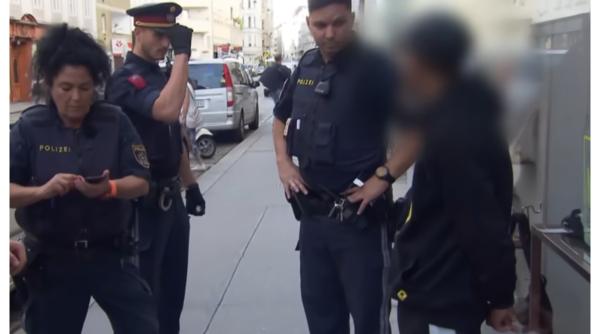 Român, alături de mamă și mătușă, arestați în Austria după moartea unui tânăr de 29 de ani