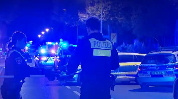 Cinci persoane rănite grav, după ce o maşină a intrat într-un grup în nordul Germaniei